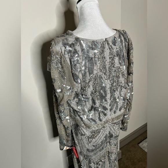 Mac Duggal Sequined Faux Wrap Split Long Sleeve Gown Platinum #5222 Size 18 NWT! - Picture 13 of 15